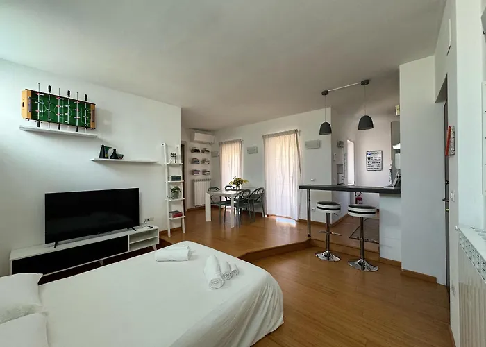 Splendido Attico Con Terrazza A Trastevere